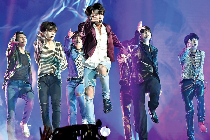 Văn hóa người hâm mộ K-pop phát triển thế nào qua các thập kỷ và thế hệ? - Ảnh 1.