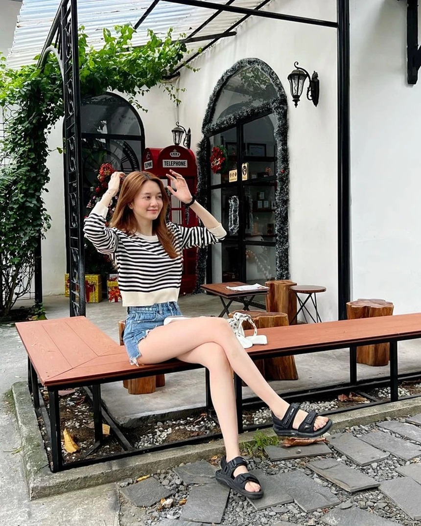 Nghi vấn Thiều Bảo Trang hẹn hò chồng cũ Lệ Quyên  - Ảnh 2.