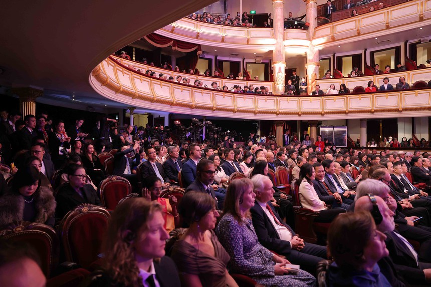 VinFuture 2022 vinh danh 4 công trình khoa học "Hồi sinh và tái thiết" thế giới - Ảnh 1.