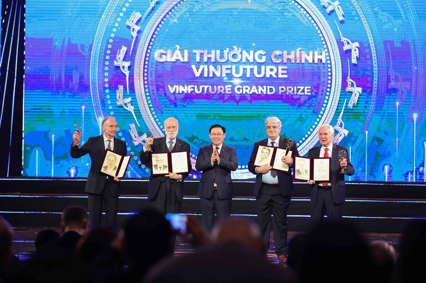 VinFuture 2022 vinh danh 4 công trình khoa học "Hồi sinh và tái thiết" thế giới - Ảnh 3.
