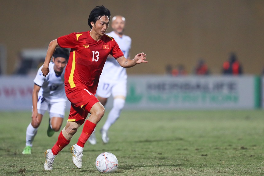 Đội hình dự kiến Việt Nam vs Lào: Cơ hội của Văn Quyết - Ảnh 4. Đội hình dự kiến Việt Nam vs Lào: Cơ hội của Văn Quyết - Ảnh 4.