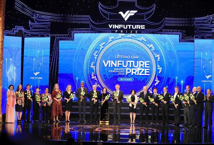 VinFuture 2022 vinh danh 4 công trình khoa học 'Hồi sinh và Tái thiết' thế giới - Ảnh 6. VinFuture 2022 vinh danh 4 công trình khoa học 'Hồi sinh và Tái thiết' thế giới - Ảnh 6.
