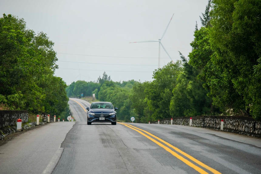 Xe điện lập kỷ lục trên đường Việt Nam - Ảnh 3.