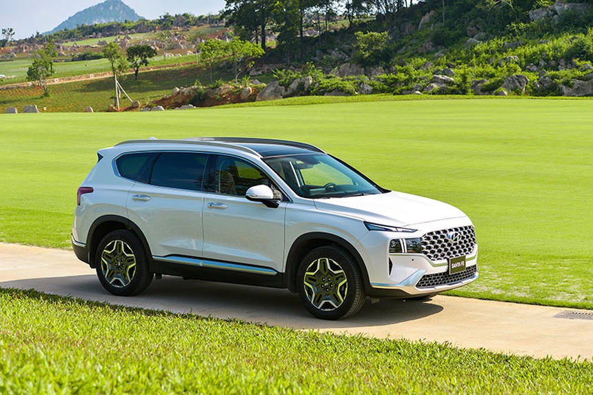 Hyundai Santa Fe hybrid lần đầu lộ diện trên đường: Khó phân biệt với phiên bản thương mại - Ảnh 4.