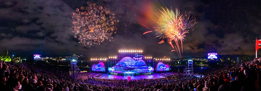 Đạo diễn Hoàng Công Cường tiết lộ công nghệ ảo ở Festival Hoa Đà Lạt 2022 - Ảnh 1.