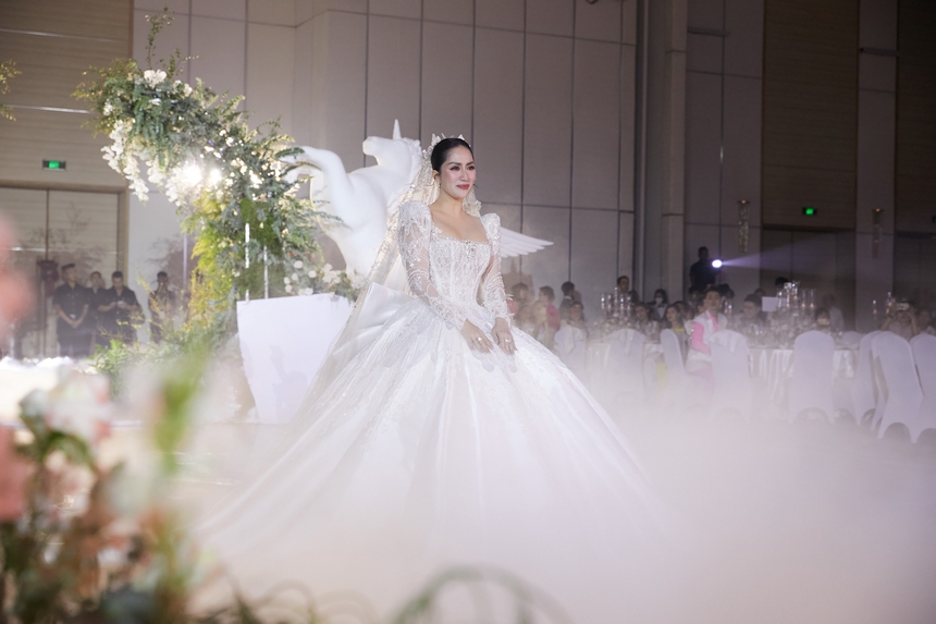 Phan Hiển: "Tôi từng rất sợ khi đến với Khánh Thi, sợ mời đám cưới không ai đi" - Ảnh 3.