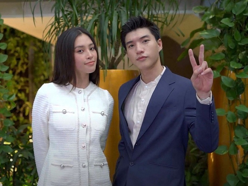 7 cặp đôi được 'đẩy thuyền' nhiệt tình năm 2022: Thuỳ Tiên - Quang Linh gây sốt, có người lộ luôn hint sống chung - Ảnh 10. 7 cặp đôi được 'đẩy thuyền' nhiệt tình năm 2022: Thuỳ Tiên - Quang Linh gây sốt, có người lộ luôn hint sống chung - Ảnh 10.