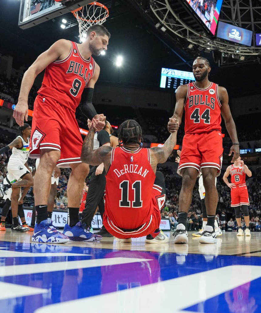 Chicago Bulls trước mối quan hệ rạn nứt giữa DeMar DeRozan và Zach LaVine - Ảnh 1.