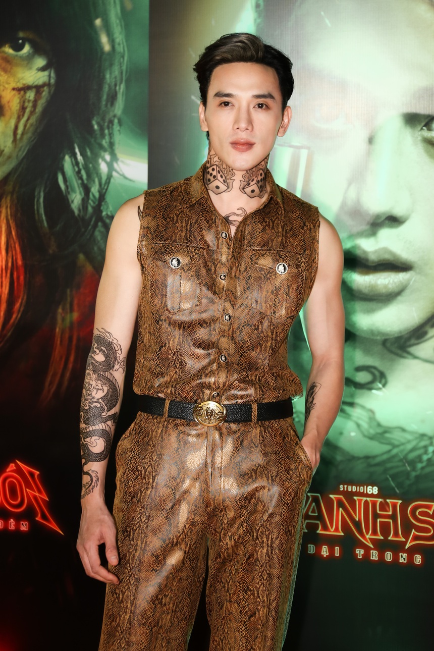 Chi Pu dẫn đầu dàn mỹ nhân, đụng độ Tóc Tiên - Đồng Ánh Quỳnh xẻ bạo quyến rũ tại họp báo Thanh Sói - Ảnh 9.