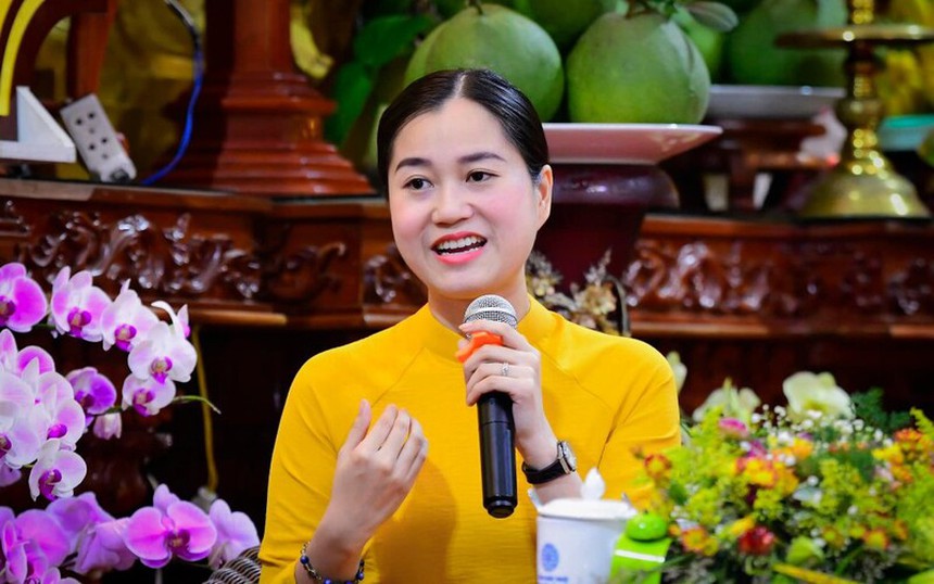 Sao nữ muốn tu tại gia năm 40 tuổi: Được Trường Giang dìu dắt, bật khóc khi nhắc đến hôn nhân với chồng hơn 7 tuổi  - Ảnh 8.