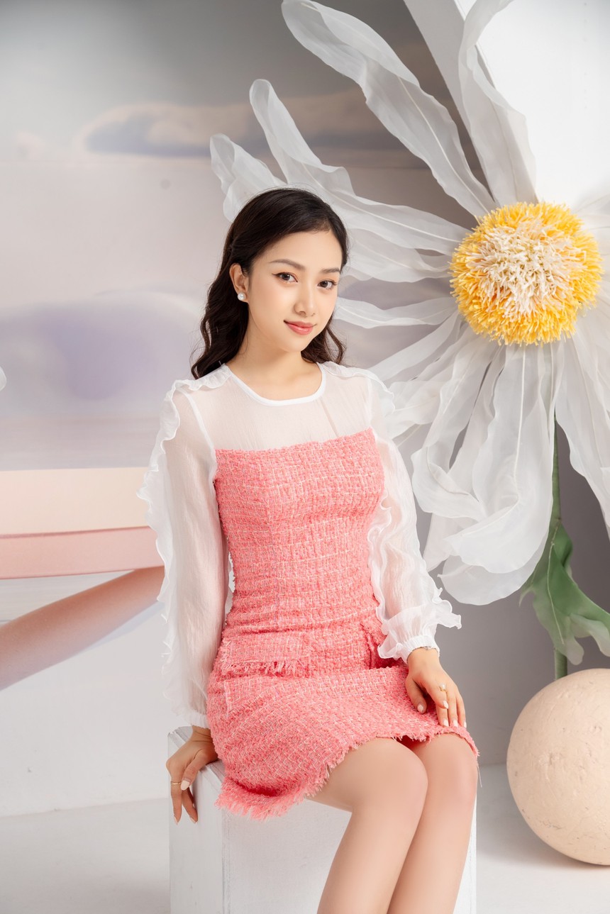 Ứng cử viên sáng giá top đầu Hoa hậu Việt Nam 2022: Chẳng những xinh đẹp mà học vấn còn xuất sắc nhường này - Ảnh 2.