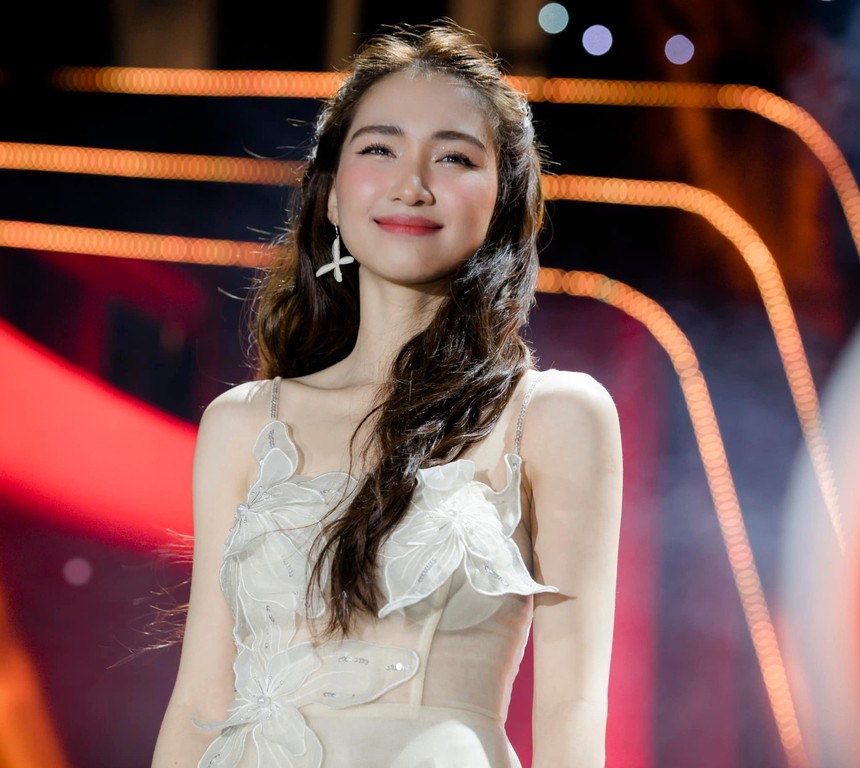 Hòa Minzy thông báo hủy show, "nghỉ tết sớm", fan phản ứng sao? - Ảnh 2.