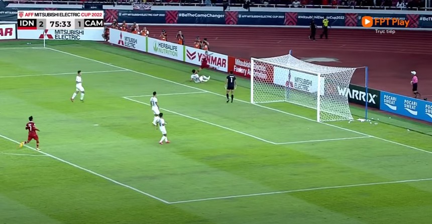 Sao nhập tịch tuyển Indonesia nhận mưa chỉ trích vì hành động xấu xí, vẫn được HLV bảo vệ - Ảnh 3.