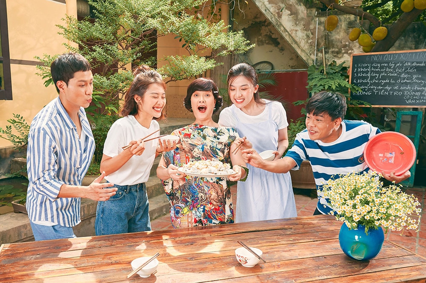 Phim truyền hình ấn tượng 2022: '11 tháng 5 ngày' hay 'Thương ngày nắng về' - Ảnh 2.