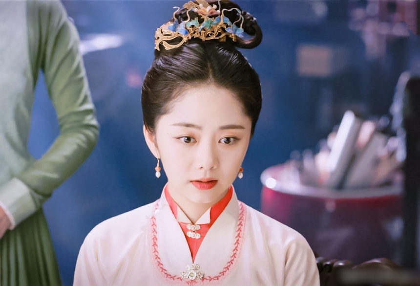 Không đẹp xuất sắc cũng chẳng PR quá đà, lý do tại sao Đàm Tùng Vận được yêu thích?  - Ảnh 5.