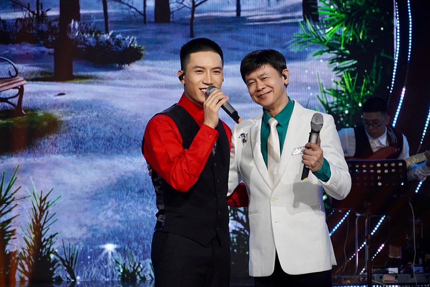 Nghệ sĩ Thái Châu 'tương tư' giọng hát Anh Tú, từng mất người yêu vì 'Bài thánh ca buồn' - Ảnh 1.