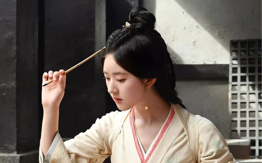 (TIN CHỦ NHẬT) 5 nữ chính phim Trung Quốc được yêu thích nhất năm 2022: Triệu Lệ Dĩnh góp tới 2 vai diễn - Ảnh 6.