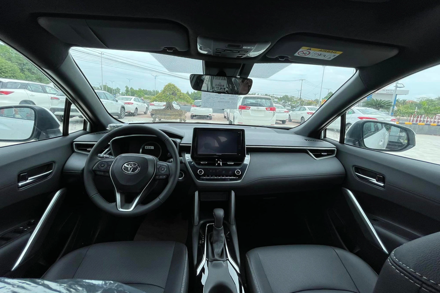 Vua doanh số Toyota Corolla Cross 2023 sắp nâng cấp tại Việt Nam: Giá mới từ 755 triệu, có xe sau Tết  - Ảnh 6.