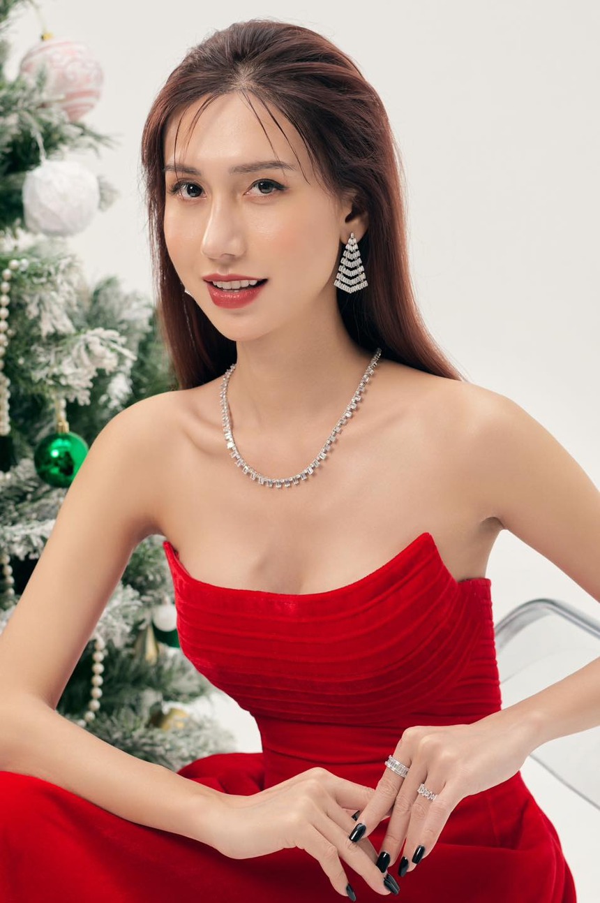 Các sao chuyển giới Việt ngày một thăng hạng nhan sắc - Ảnh 10. Các sao chuyển giới Việt ngày một thăng hạng nhan sắc - Ảnh 10.