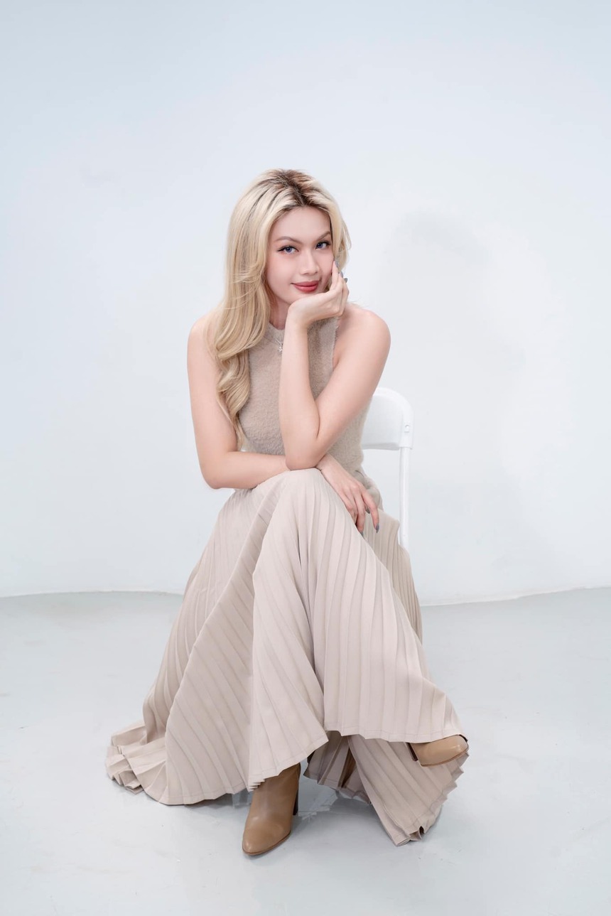 Các sao chuyển giới Việt ngày một thăng hạng nhan sắc - Ảnh 21. Các sao chuyển giới Việt ngày một thăng hạng nhan sắc - Ảnh 21.