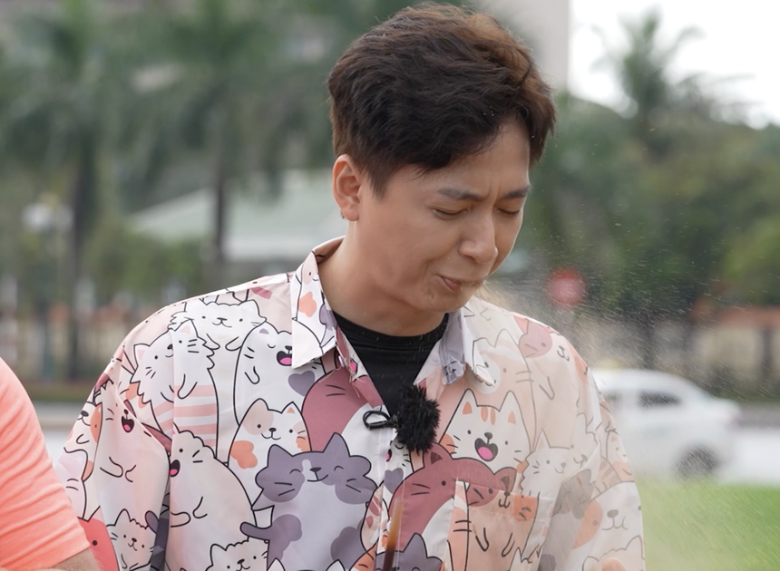 Ngô Kiến Huy phun nước vào mặt Trường Giang, lí do là gì? - Ảnh 3. Ngô Kiến Huy phun nước vào mặt Trường Giang, lí do là gì? - Ảnh 3.