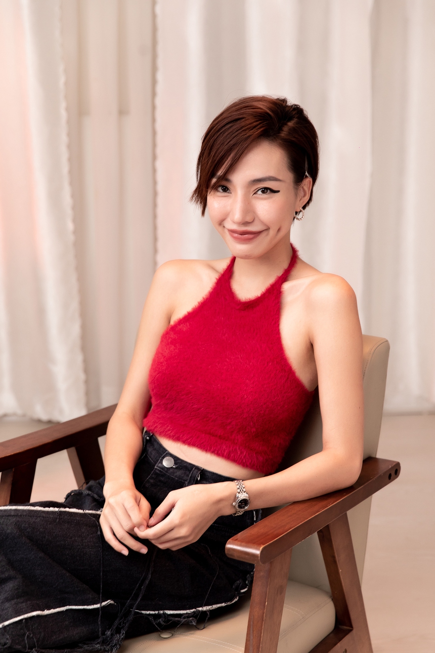 Gigi Hương Giang: Ly hôn, phải sống xa con từ năm con 4 tuổi và lần đầu tiên sẵn sàng giới thiệu quý tử với mọi người - Ảnh 2.