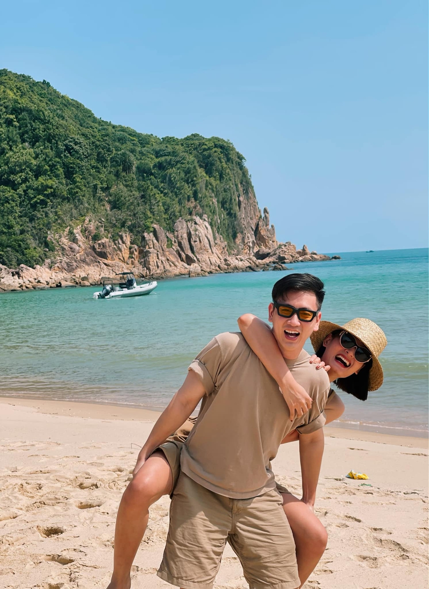 Sao nữ từng muốn dừng hôn nhân, áp lực sau 7 năm đám cưới vẫn chưa có con giờ sống thế nào? - Ảnh 6. Sao nữ từng muốn dừng hôn nhân, áp lực sau 7 năm đám cưới vẫn chưa có con giờ sống thế nào? - Ảnh 6.