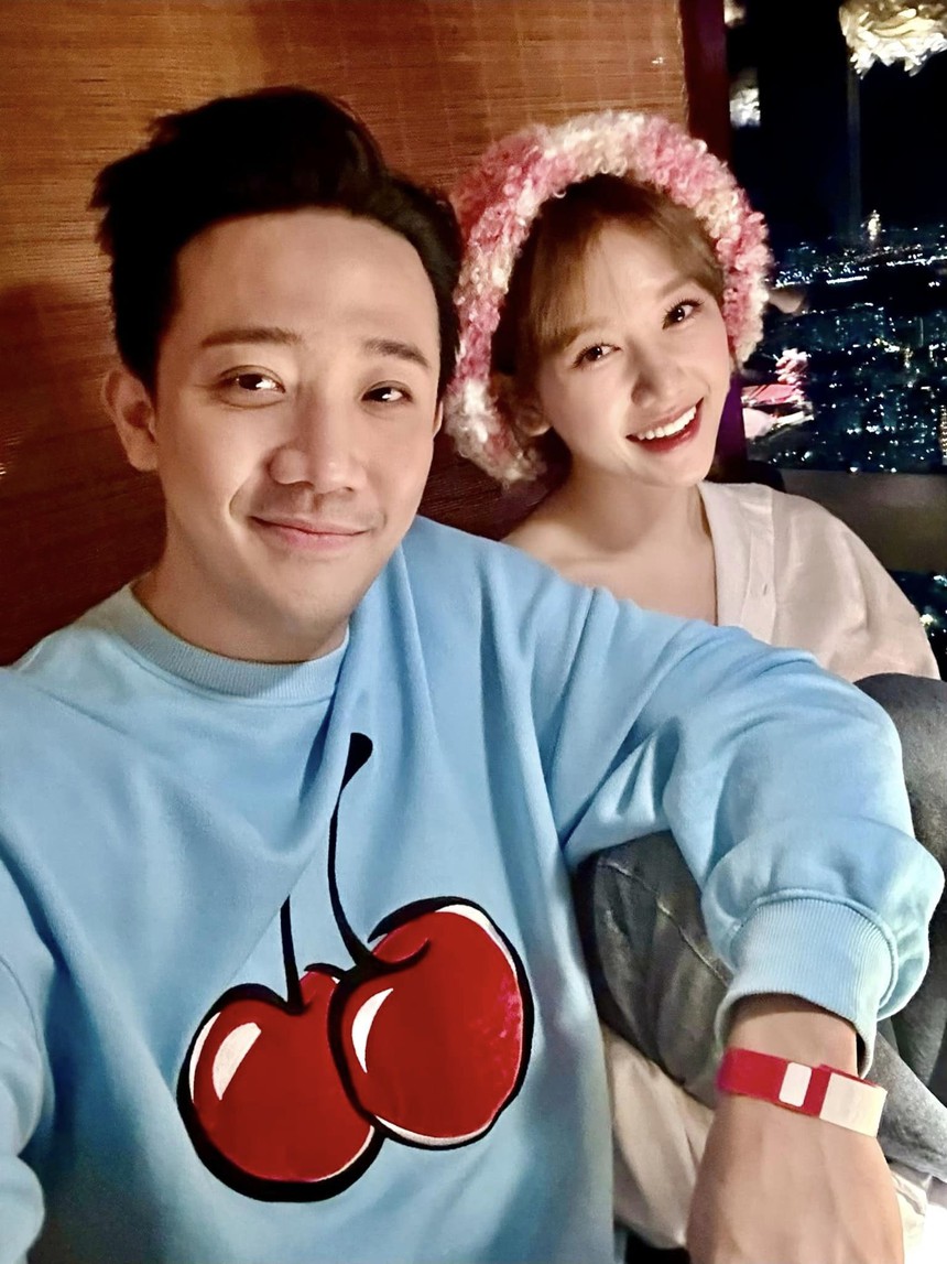 Đập tan tin đồn rạn nứt, Trấn Thành - Hari Won kỉ niệm 6 năm ngày cưới  - Ảnh 1.