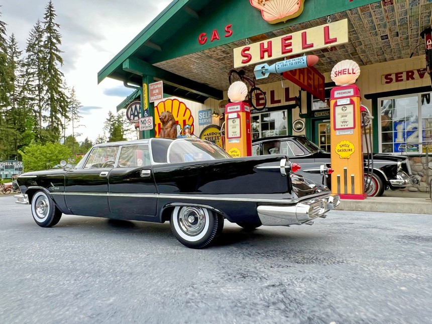 Cậu bé nổi tiếng vì chụp ảnh xe đồ chơi như xe thật - Ảnh 10. Cậu bé nổi tiếng vì chụp ảnh xe đồ chơi như xe thật - Ảnh 10.