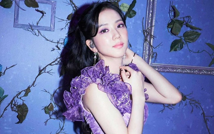 Fan yêu cầu YG thực hiện dự án solo của Jisoo Blackpink - Ảnh 3.