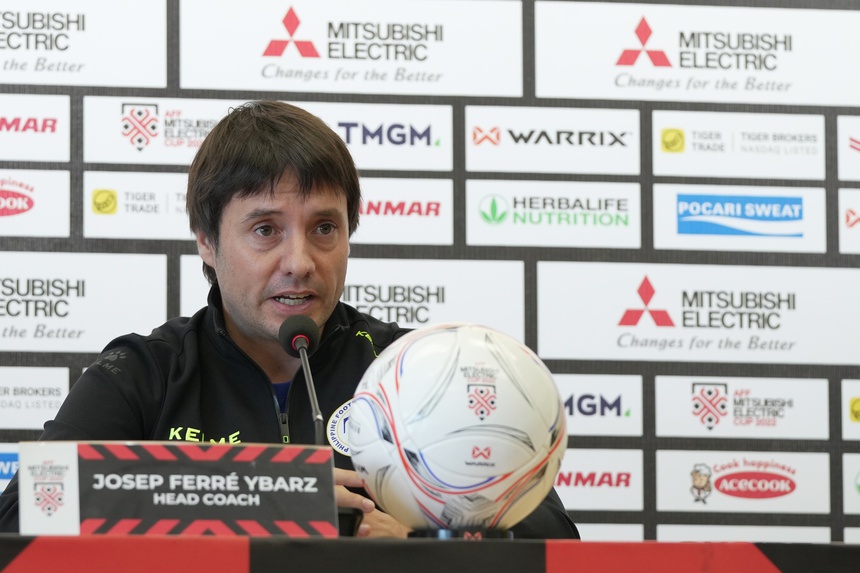 Mano Polking ngại HLV Philippines vì từng làm việc ở Thai League - Ảnh 2. Mano Polking ngại HLV Philippines vì từng làm việc ở Thai League - Ảnh 2.