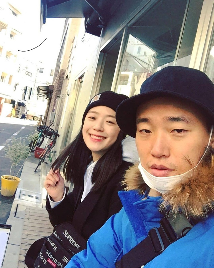 Song Joong Ki và 1 cựu thành viên 'Running Man': Cùng gây chấn động khi công bố danh tính bạn gái - Ảnh 7.