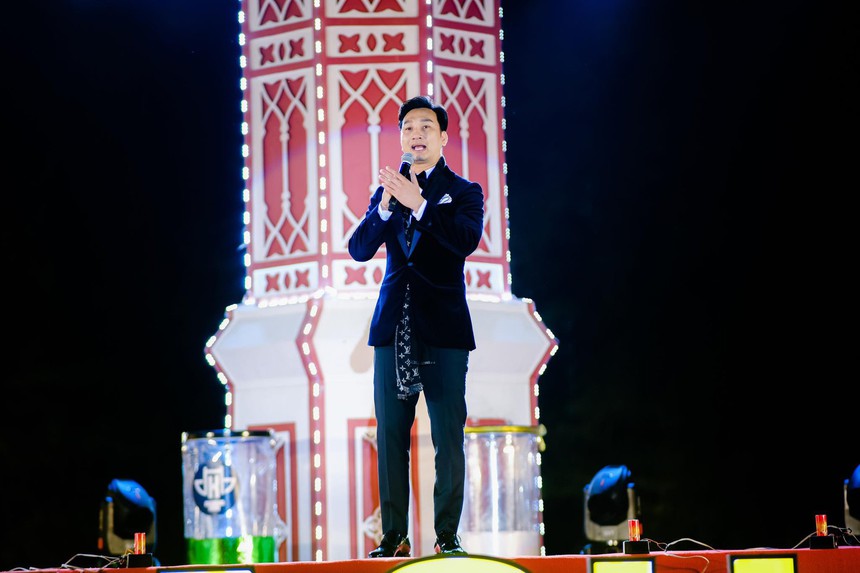 Dàn sao Nam – Bắc hội tụ ở Móng Cái – Quảng Ninh - Ảnh 8. Dàn sao Nam – Bắc hội tụ ở Móng Cái – Quảng Ninh - Ảnh 8.