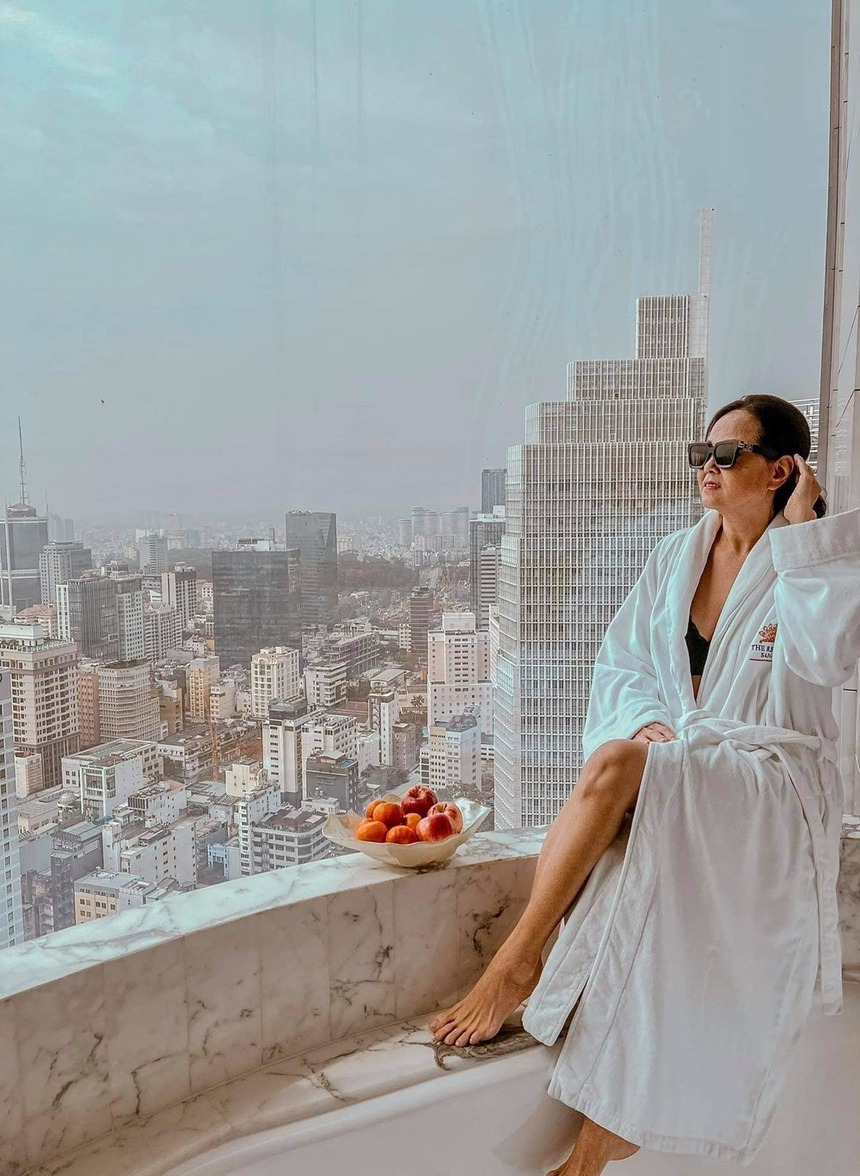 Những lần du lịch của cả nhà Đoàn Di Băng khiến dân mạng tròn mắt vì độ xa xỉ - Ảnh 4.