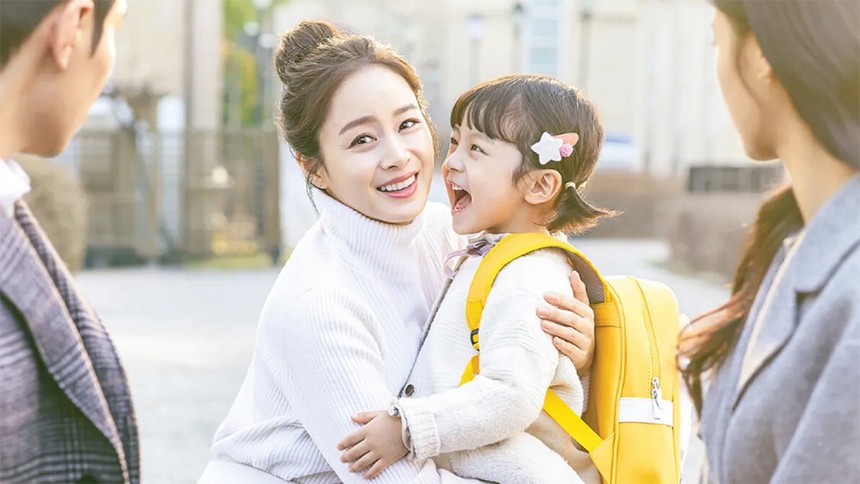 Kim Tae Hee xác nhận trở lại màn ảnh nhỏ sau 3 năm ‘ở ẩn’ - Ảnh 1. Kim Tae Hee xác nhận trở lại màn ảnh nhỏ sau 3 năm ‘ở ẩn’ - Ảnh 1.