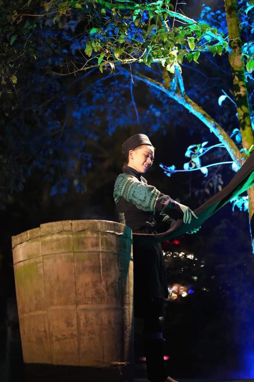 Vở diễn thực cảnh 'The Mong show - Sa Pa lặng lẽ yêu': 'The Mong show…' - Diễn mà như không diễn - Ảnh 4.