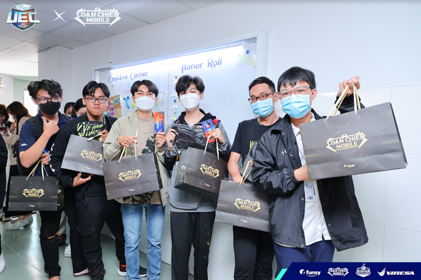 Chung kết UEC 2022 - Loạn Chiến Mobile diễn ra thành công tốt đẹp   - Ảnh 6.