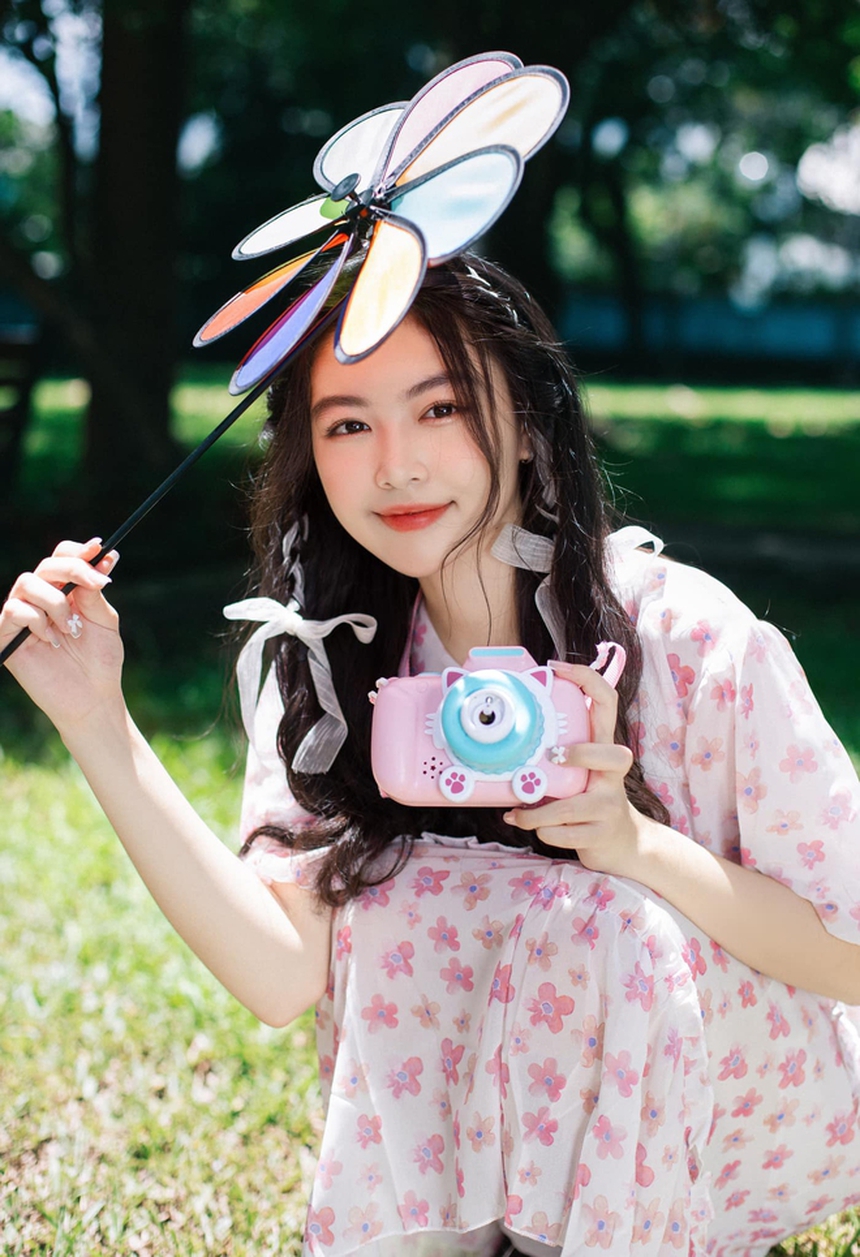 Mỹ nhân duy nhất được kỳ vọng sẽ thừa kế danh xưng "thần tiên tỷ tỷ" của Hoa hậu Đặng Thu Thảo - Ảnh 4.