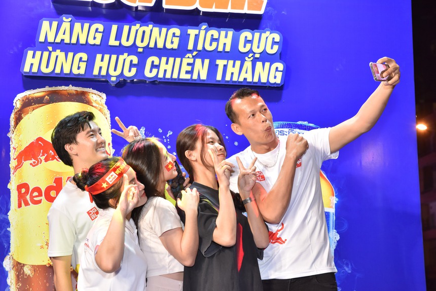 Tấn Trường: "Đặng Văn Lâm sẽ toả sáng ở AFF Cup 2022" - Ảnh 2.
