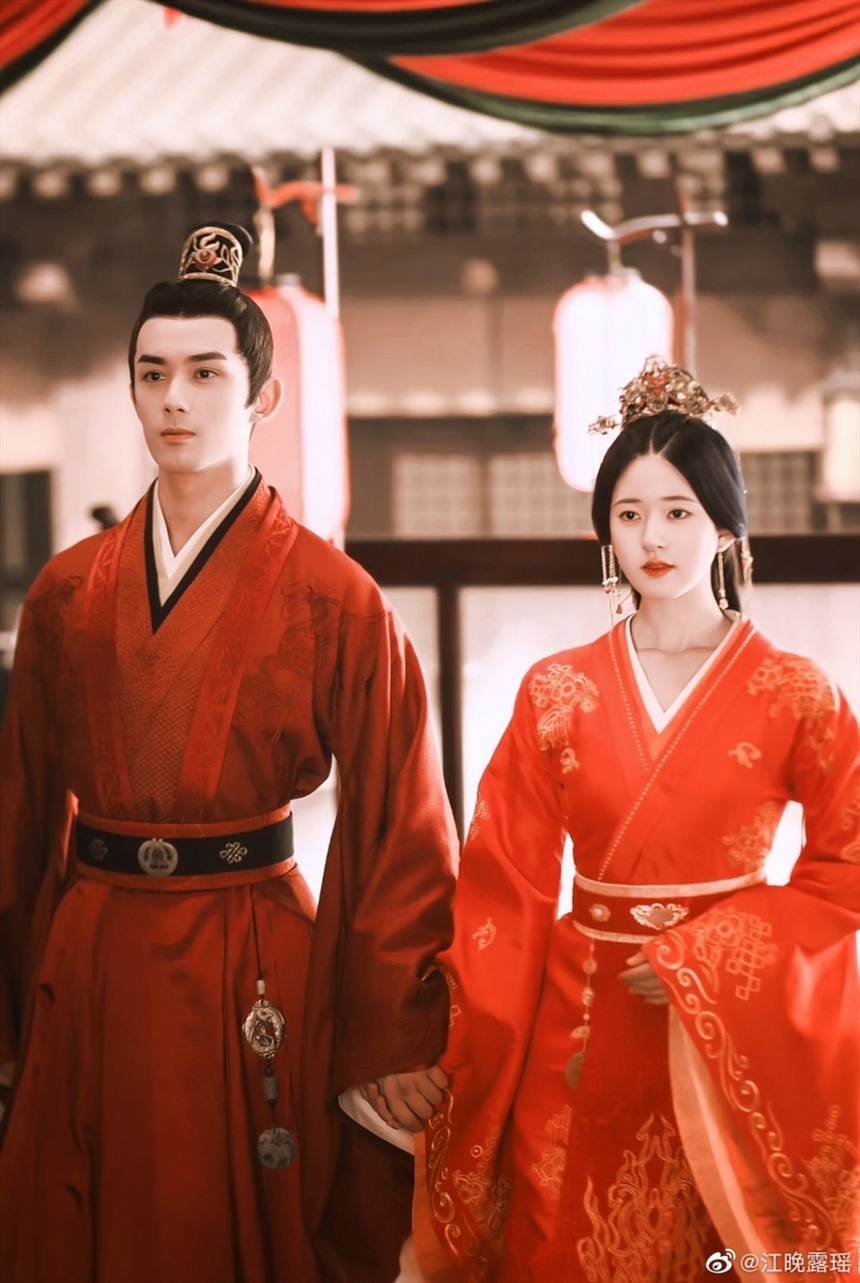 7 tân nương đẹp nhất màn ảnh Hoa ngữ 2021: Dương Tử - Triệu Lộ Tư xinh nức nở cũng phải chịu thua nhan sắc diễm lệ của trùm cuối  - Ảnh 1.