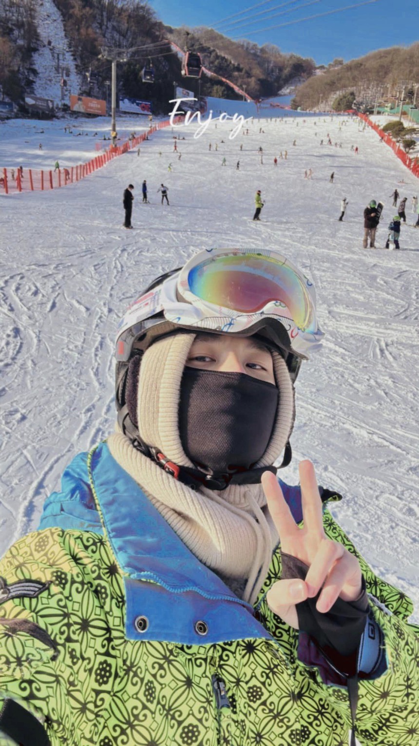 Nghi vấn Hiền Hồ và Trịnh Thăng Bình hẹn hò tại Hàn Quốc, liệu có hợp lý? - Ảnh 4.