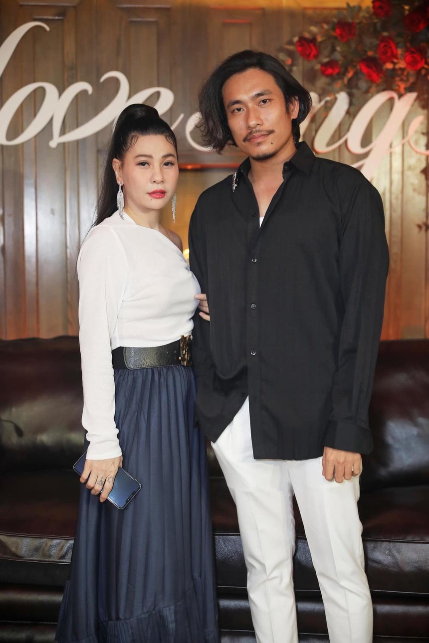 Cát Phương phân trần khi bị netizen chê 'cắt mí, xấu hoắc' - Ảnh 4. Cát Phương phân trần khi bị netizen chê 'cắt mí, xấu hoắc' - Ảnh 4.