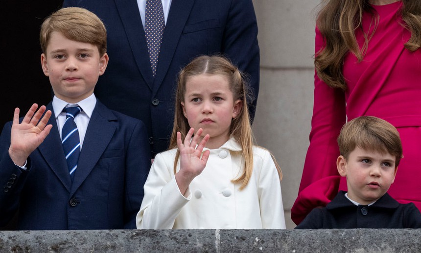 Nhân viên cung điện tiết lộ 8 quy tắc William và Kate yêu cầu cấp dưới tuân theo - Ảnh 5. Nhân viên cung điện tiết lộ 8 quy tắc William và Kate yêu cầu cấp dưới tuân theo - Ảnh 5.