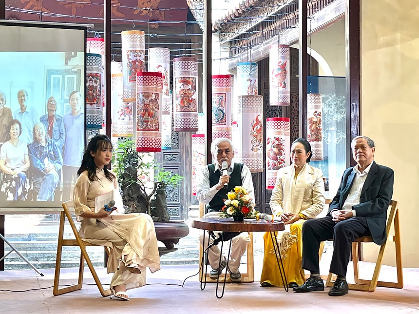 Ra mắt tủ sách Hà Nội phố và người: Yêu Hà Nội theo cách riêng - Ảnh 3. Ra mắt tủ sách Hà Nội phố và người: Yêu Hà Nội theo cách riêng - Ảnh 3.