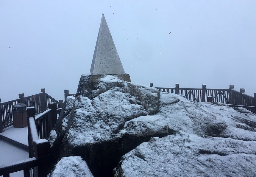 Mưa tuyết xuất hiện tại Sa Pa - Ảnh 2.