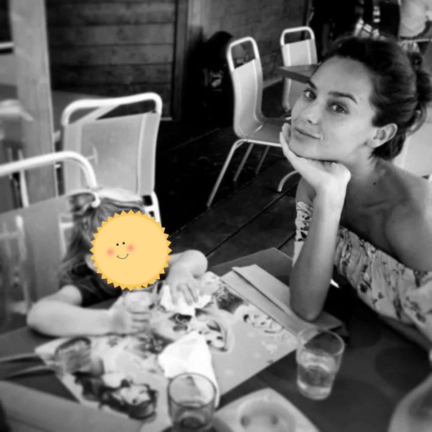 Phản ứng của netizen Hàn trước thông tin Song Joong Ki lên chức "bố dượng", chân dung con gái riêng của bạn gái lộ diện? - Ảnh 3.