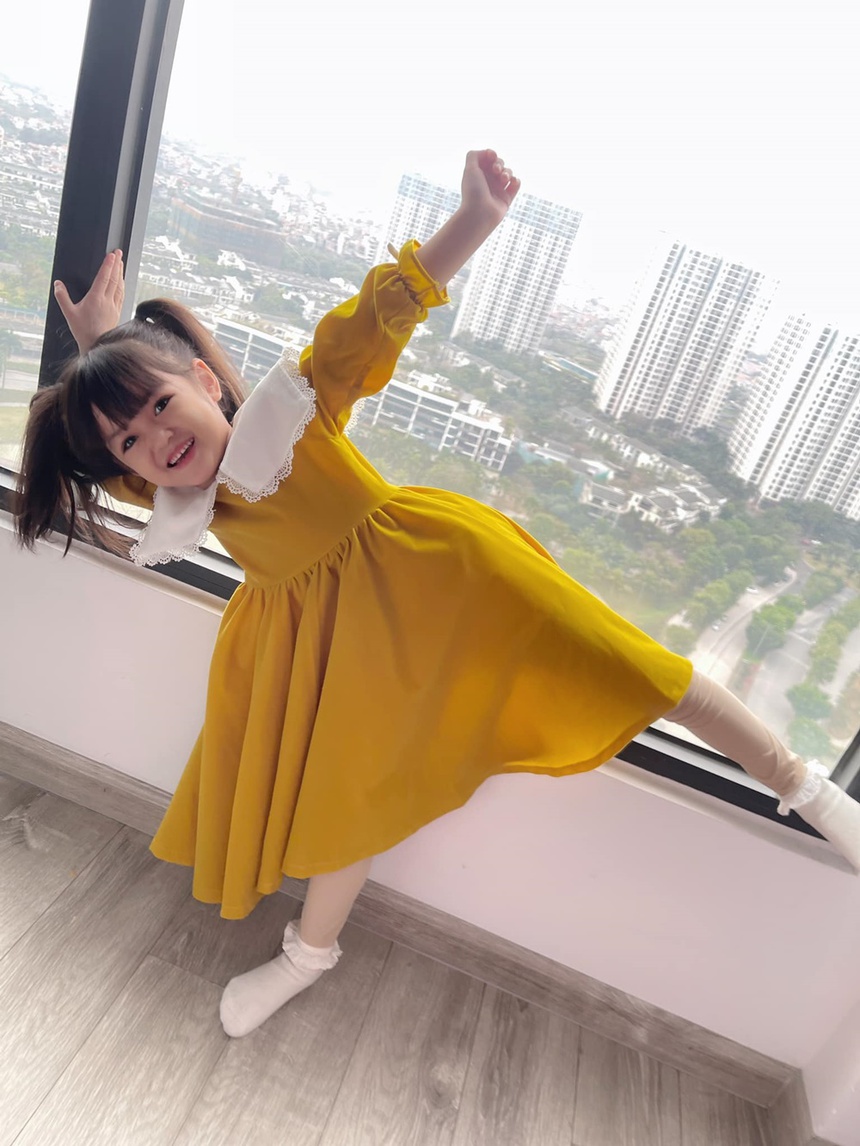 Đừng làm mẹ cáu: Loạt ảnh hậu trường "nóng hổi" cực đáng yêu của bé Happi - Ảnh 6.