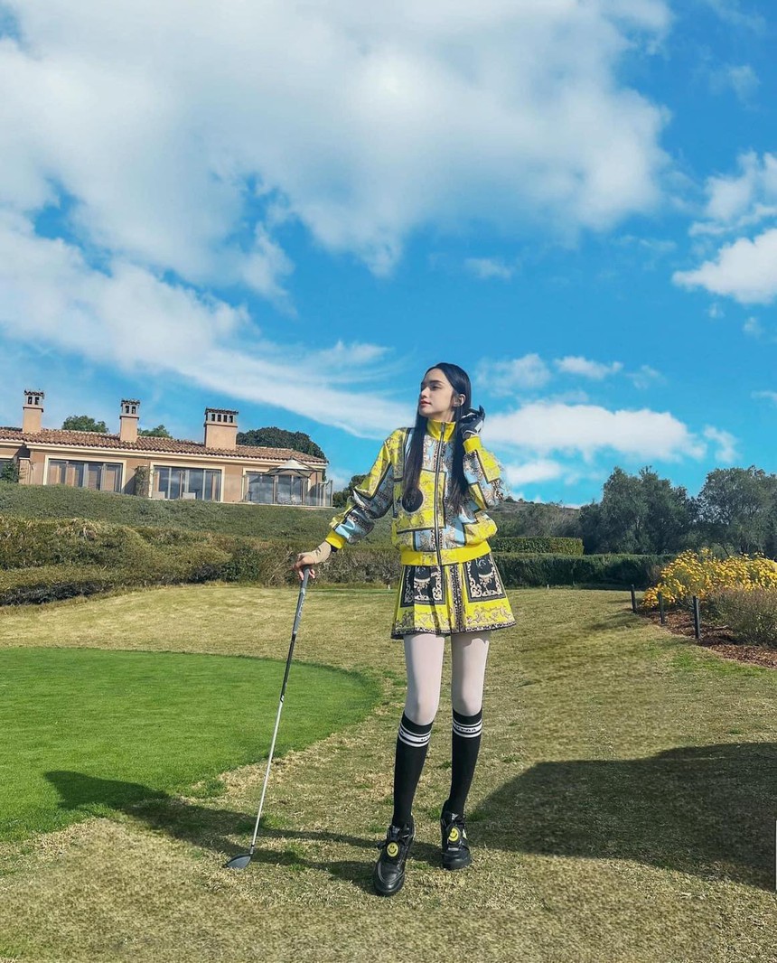 Lộ diện trên sân golf, Hương Giang có thái độ gì khi bị Matt Liu 'unfollow'? - Ảnh 3.