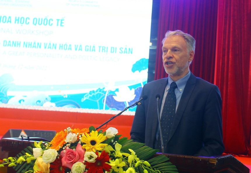 Hội thảo khoa học quốc tế: Nữ sĩ Hồ Xuân Hương – Danh nhân văn hóa và giá trị di sản - Ảnh 2. Hội thảo khoa học quốc tế: Nữ sĩ Hồ Xuân Hương – Danh nhân văn hóa và giá trị di sản - Ảnh 2.