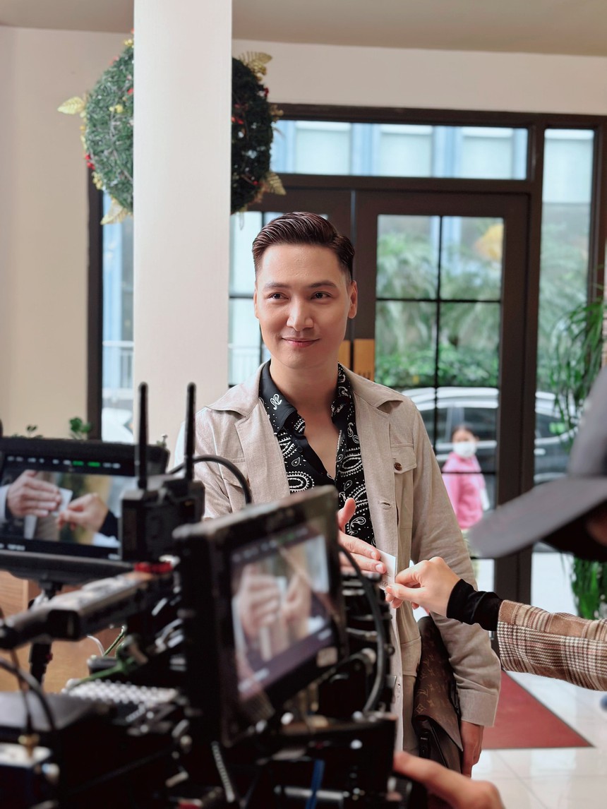 Mạnh Trường, Doãn Quốc Đam, Thanh Sơn đồng loạt ra phim mới khiến fan "sôi sục" - Ảnh 3. Mạnh Trường, Doãn Quốc Đam, Thanh Sơn đồng loạt ra phim mới khiến fan "sôi sục" - Ảnh 3.